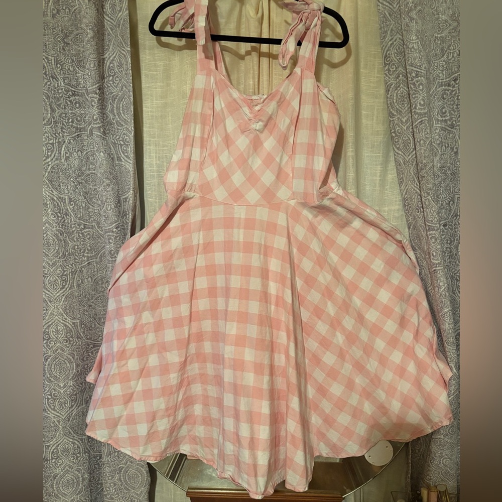 Sarah Swing Dress Big Gingham, Pink - Heart of Haute 2Xl